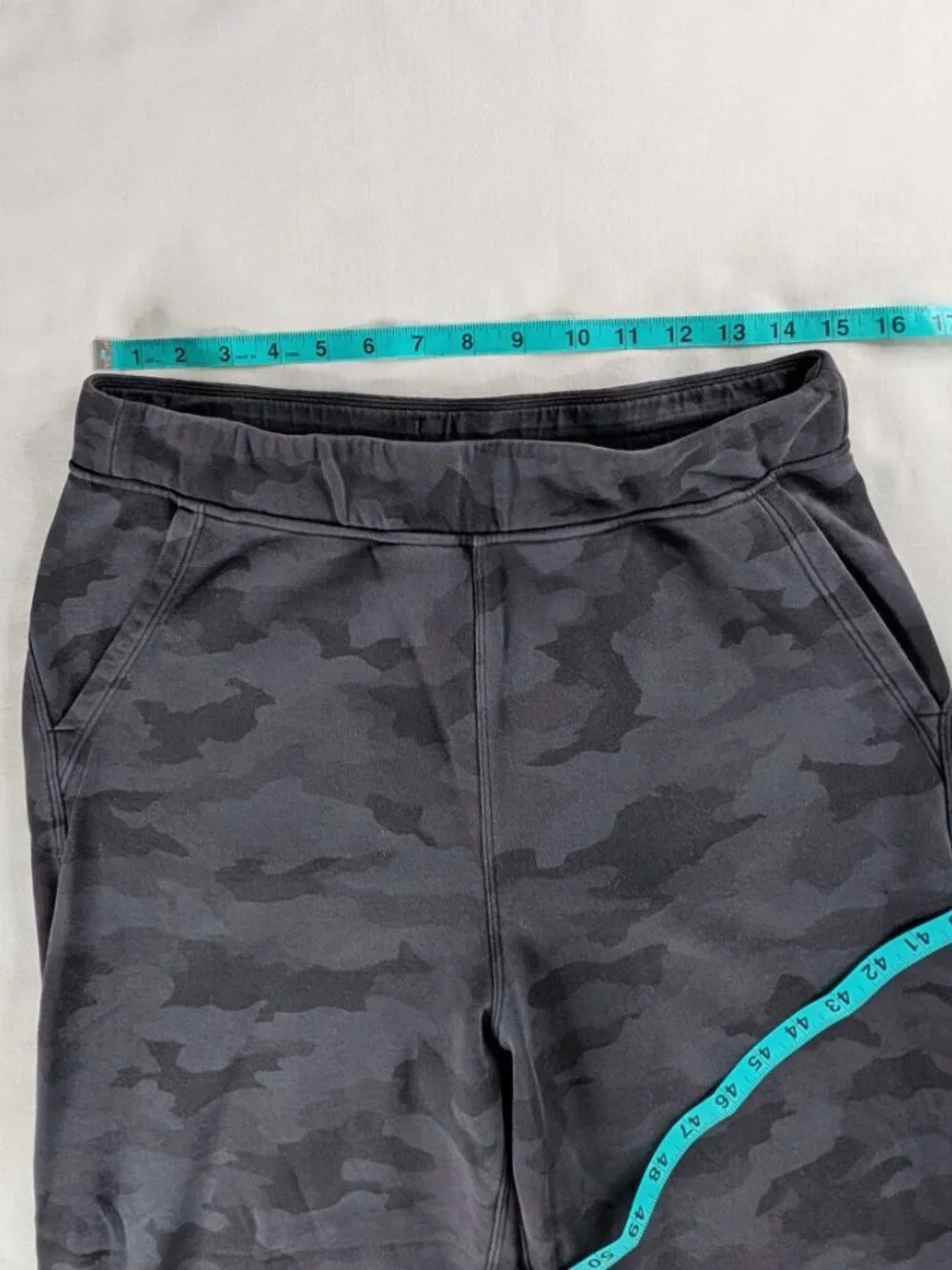 Lululemon Gray Black Camo Relaxed High Rise Jogger Camo Deep Coal Multi Gorpcore
